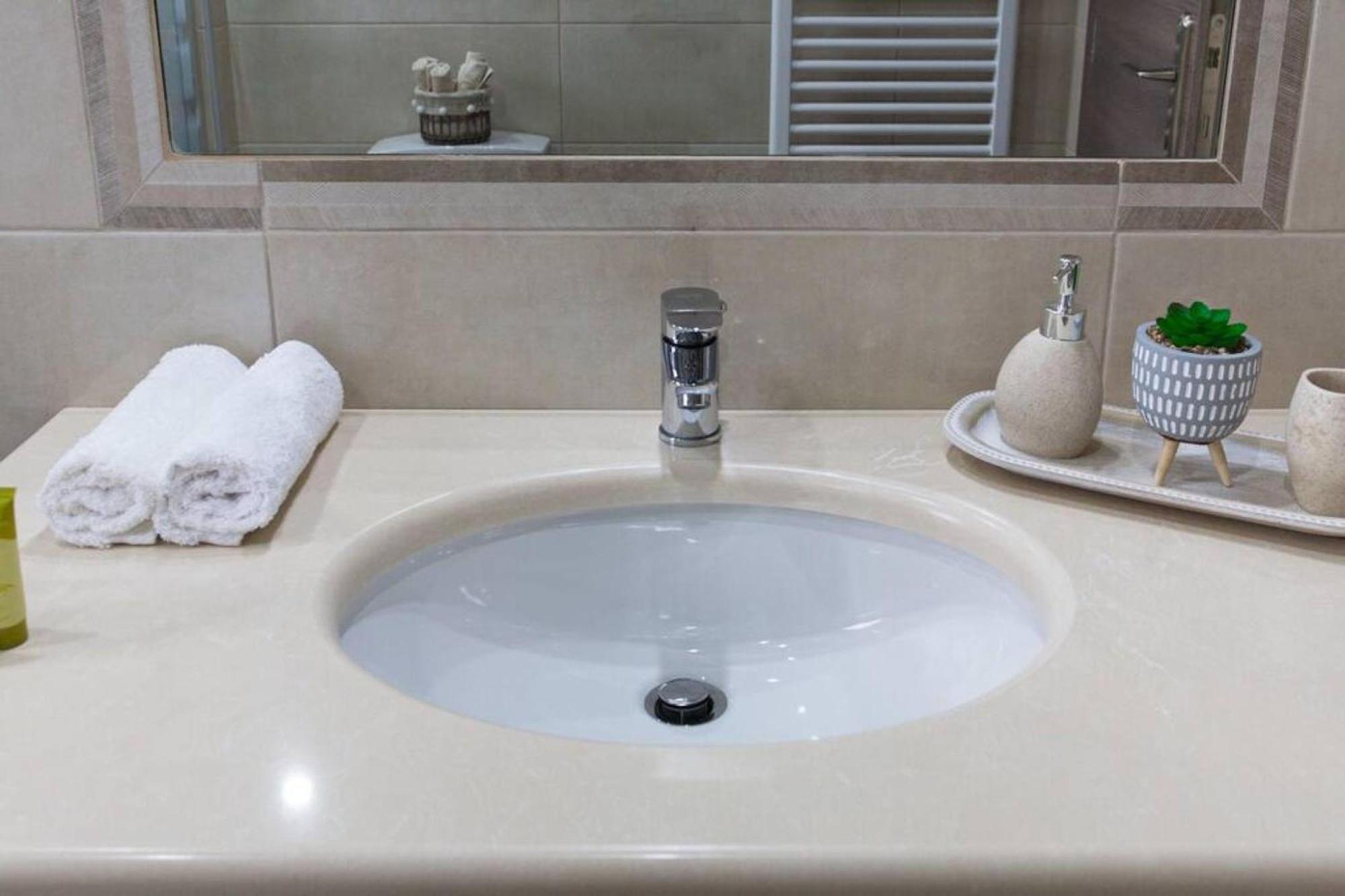 Sunny Apartment Lefkada - Lefkada Bnb Kalligoni Екстериор снимка